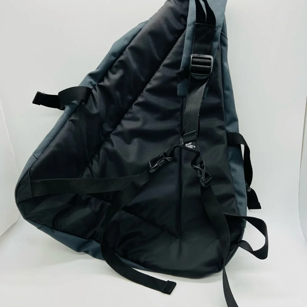 Standard Cloth Elliot School Bag GREEN AND BLACK LIKE NEW CONDITION